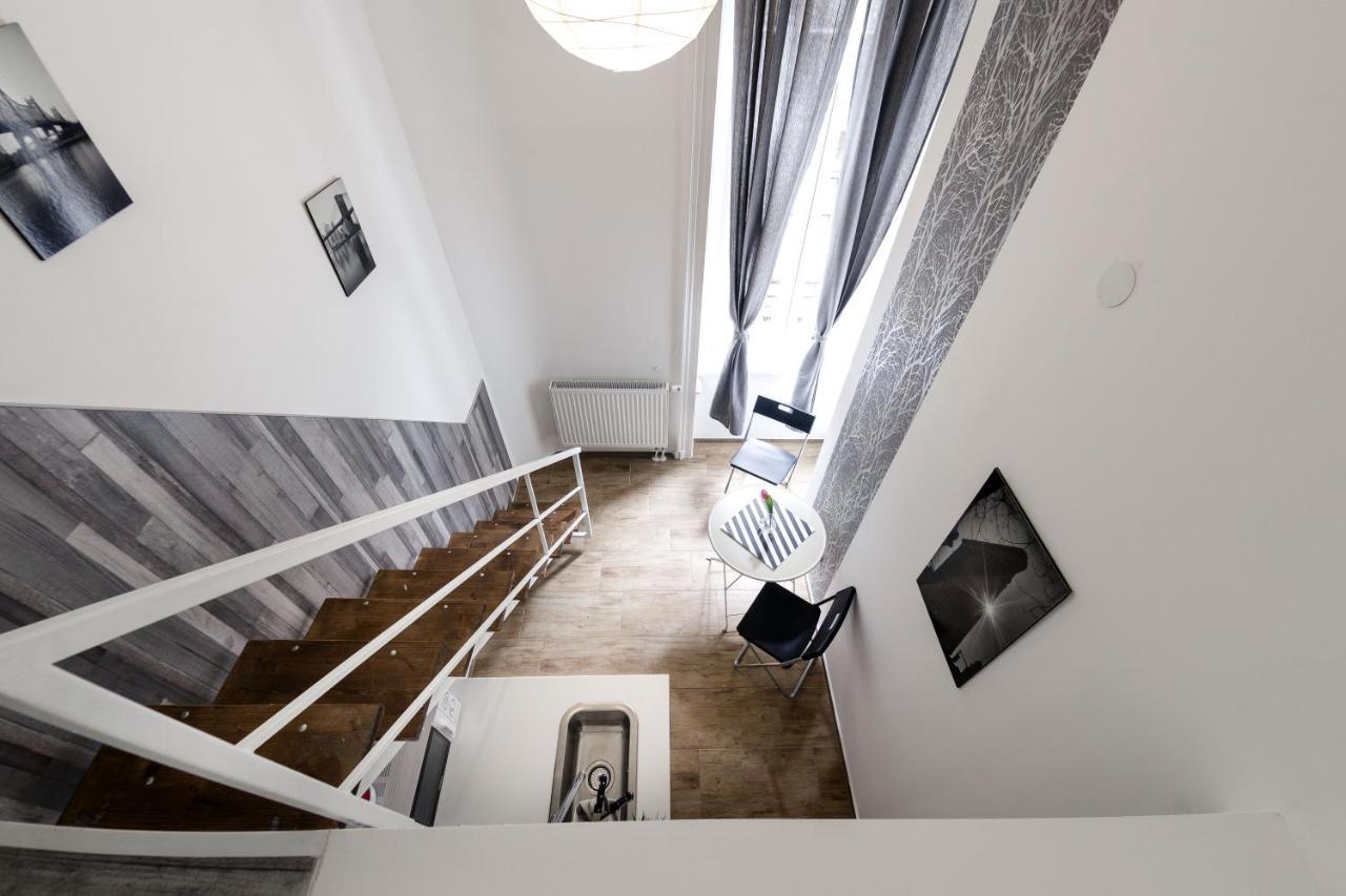 Rio's Stylish Flats דירה
